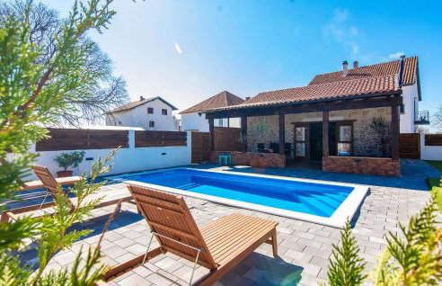 Beautiful Home In Skabrnja - Foto 4