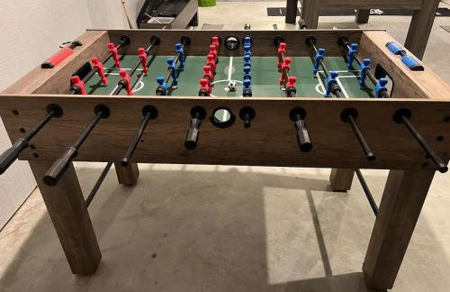 Bay Breeze Bungalow - Game Room & Pet Friendly - Foto 51