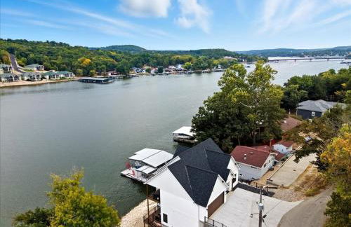 Modern Lakefront Escape | The Twelve - Foto 58