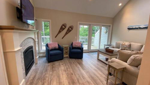 R7 Ski-in Ski-out Bretton Woods Townhome on 2-mile home trail Mt Washington views - Foto 5, Other