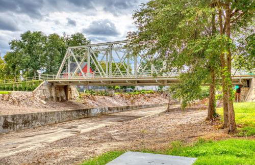 Chic Historic Loft in Downtown ILM - Foto 26