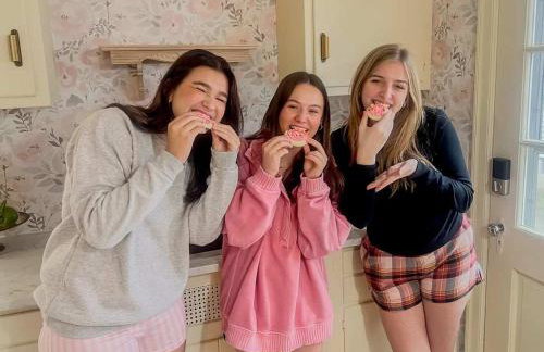 Peaches and Cream Coffee and Confetti Villa - Foto 22