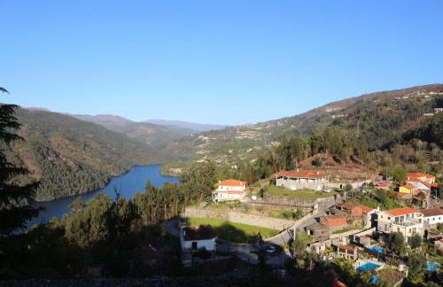 Vila de Campos - Gerês - Foto 49