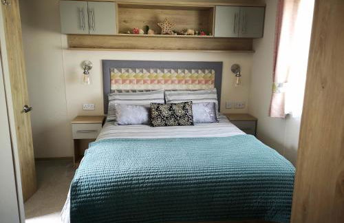 Lake Escape - Hoburne Cotswolds - Foto 9