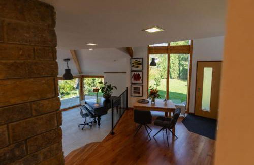 Ferienhaus hoch über dem Taubertal mit fantastischem Weitblick, Dachterrasse, 2000m2 großem Grundstück und Kamin - Foto 41