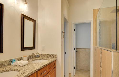 Spacious Winder Getaway with Hot Tub and Game Room! - Foto 16