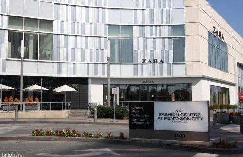 CLARENDON,SUPRLOCATION,8ppl,PRIVATE,METRO,PARK - Foto 53