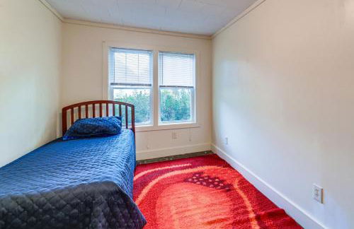 Peaceful Atlantic Cottage with Deck and Yard! - Foto 19