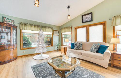 Boyne City Retreat Near Beaches and Mtn Resort! - Foto 5