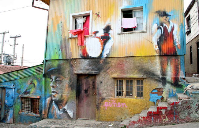 Urban Art Tour of Valparaiso - Photo 6