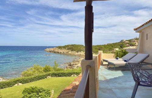 Luxury Seafront Apartment - Beach Access - Parking & WiFi - by Coral Property - Foto 9