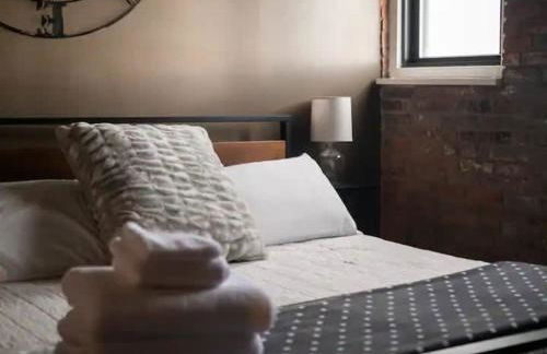 Lakefront Loft - Walk 2 First Energy x Progressive - Foto 3