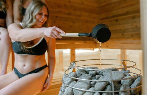 The TREE HAUS A Montana Tiny Cabin Forest Retreat - Foto 28