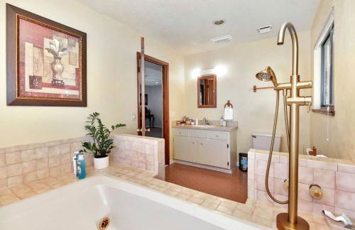 Sunset on the Peninsula - Photo 11