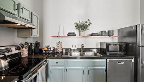 Skyloft Condo - Walk To Stadiums - City Views - Foto 3