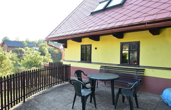 Authentic Holiday Home with Garden near Trutnov - Foto 36