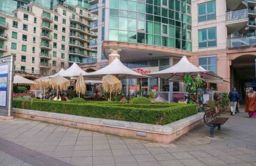 Beautiful Two-Bedroom Flat on the Riverside with Spectacular Views - Foto 24