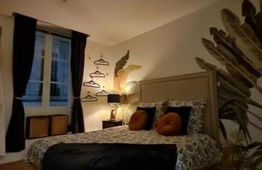 Spa-Sauna-Ciel de pluie tropicale-Champagne Nuit Romantique - Escapade Mâconnaise - Foto 26