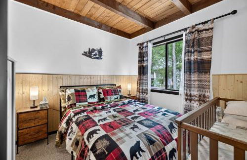 Hideout Pocono Chalet - Foto 70