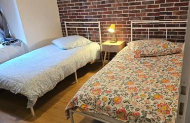 T3 entier confortable Centre historique de Montluçon Gare à 10 min à pied 6 personnes - Foto 6