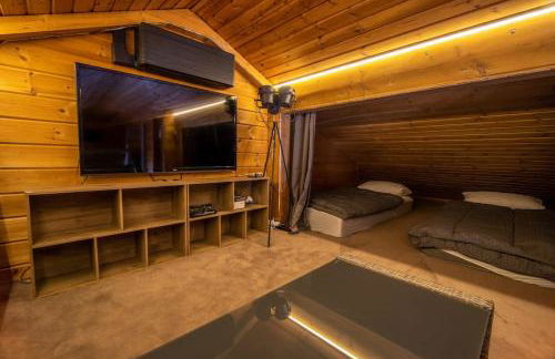 Pétillant Chalet aux 3 étangs avec SPA, Sauna et Véranda - Foto 14