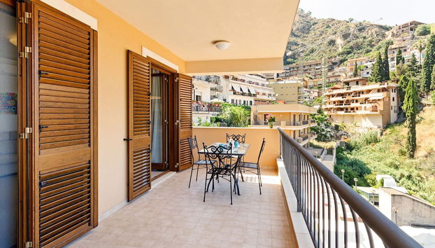 Calipso Seaview Flat with Private Parking - Foto 2, Imagen principal