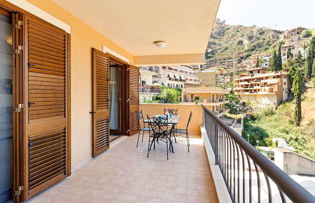 Calipso Seaview Flat with Private Parking - Foto 1