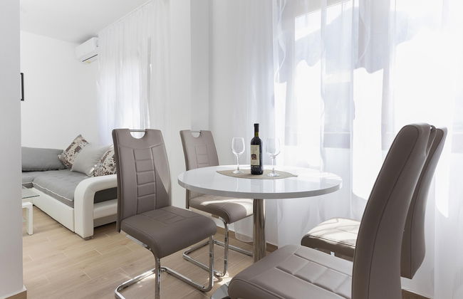 Muo Sea Front Apartments Kotor - Photo 12