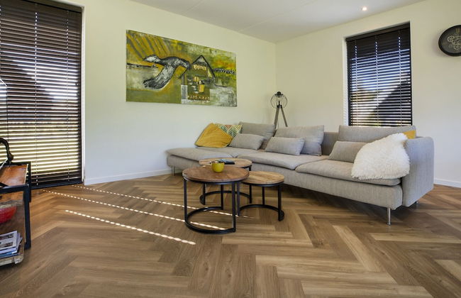 Villa in Friesland With Garden and Terrace - Foto 13