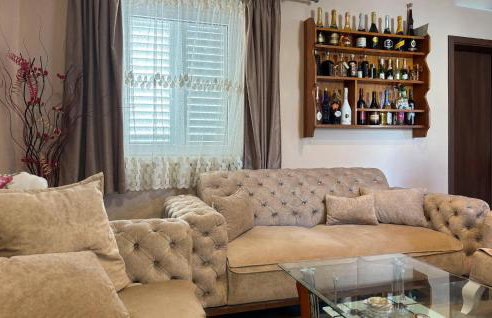 Beautiful Home In Lovorje - Photo 9