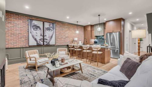 New 2 Luxe Townhomes with Rooftops Sleeps 24 - Foto 1