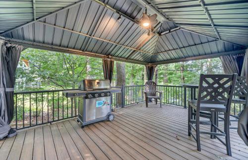 Private Lakefront Oasis - 5 Bedroom, Private Dock, & Firepit - Foto 28