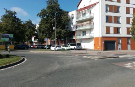 Air-conditioned 2 bedroom duplex apartment 5 people - Foto 4