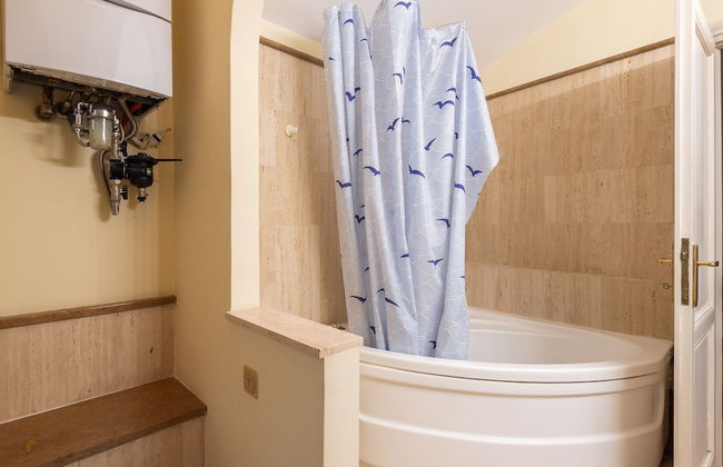 Porta Pia Elegant Two Bedroom - Photo 40