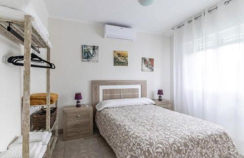 Coqueto y Luminoso en la Playa de La Arena - Foto 14