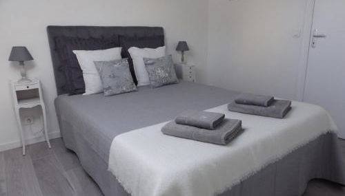 Les Tournelles - Foto 2