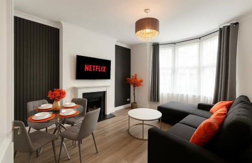 Spacious 4Bedroom - 10mins to London Bridge with Parking & Garden - Foto 1