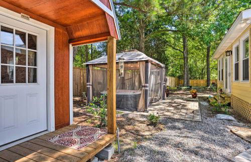 Modern Moncks Corner Home with Fenced Backyard! - Foto 23