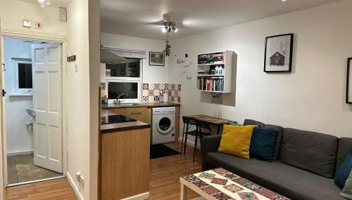 1 Bedroom Flat by Haggerston Station - Foto 1, stove, dishwasher