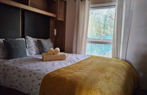 Cosy caravan in Billing Aquadrome - Photo 46