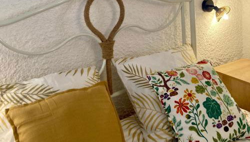 Idyllique ! Terrasse vue jardin et montagne, parking, local à vélos, à 2 pas de la plage et piscine de mai à septembre ! - Foto 2