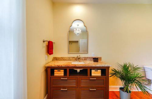 Home with Fire Pit Less Than 1 Mi to Willis Wharf Boat Ramp! - Foto 13