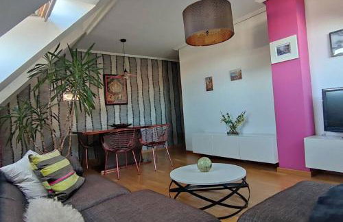 Ático Mirador del Naranco, Parking Gratuito, WiFi, Zona Residencial - Foto 1