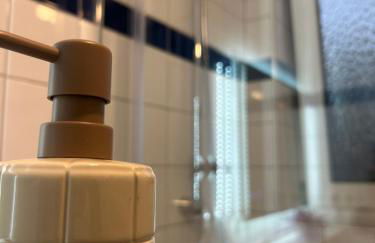 Purple Escape Balkon Netflix zentral - Foto 26