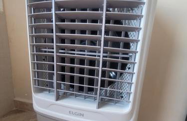 Apartamento Aconchego Frente Mar - Vila Guilhermina Praia Grande SP - Cozinha Completa - Climatizador de Ar - TV a Cabo - Wi-Fi - Photo 11