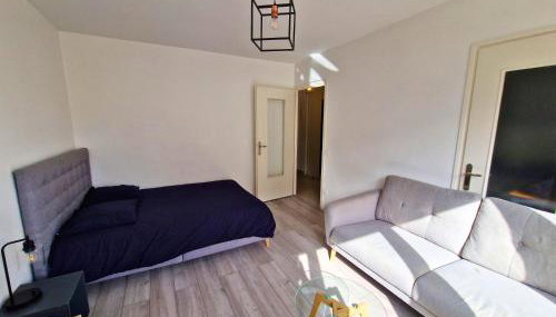 Studio avec cuisine séparée tout proche de la gare - Foto 3