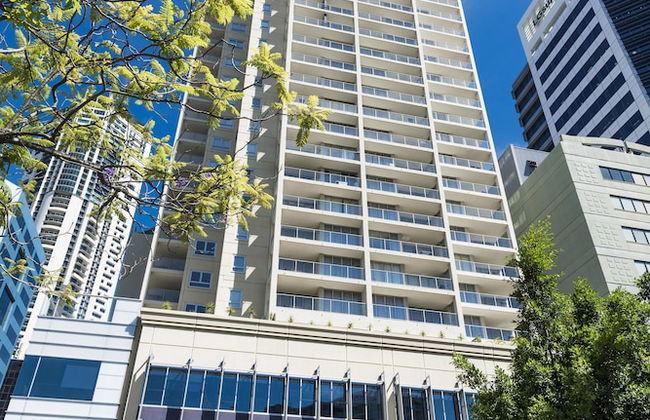 Oaks Brisbane Lexicon Suites - Photo 27