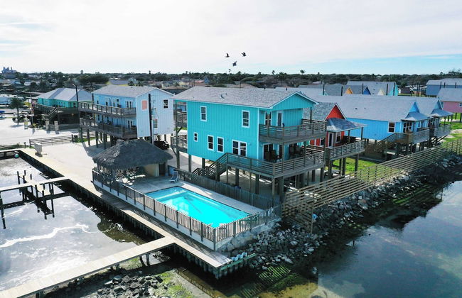 Bay Haven w/ Shared Boat Dock & Waterfront Pool Big Trout by Avantstay - Foto 38