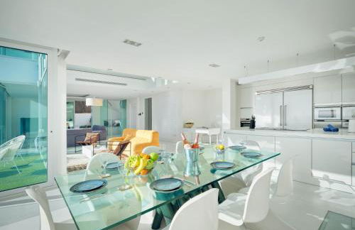 Villa in Sitges with Pool, Jacuzzi, BBQ, View, AC, 12Pax - Foto 32