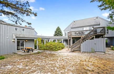 Salty Dolphin by Bayley Vacation Rentals - Foto 6